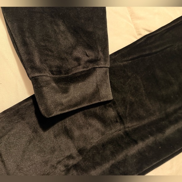 Two Pair of Velvet Jogger Pants Navy and Black XL - Picture 4 of 8